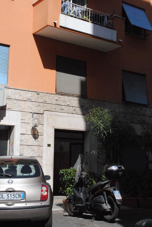Di Fronte Alla Cupola Ρώμη Εξωτερικό φωτογραφία